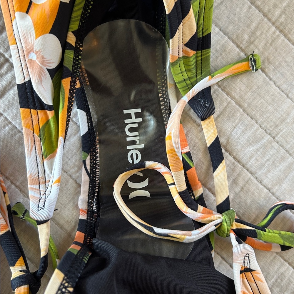 NWT Hurley black tropical floral triangle halter top tie side bikini set Large - Picture 8 of 10